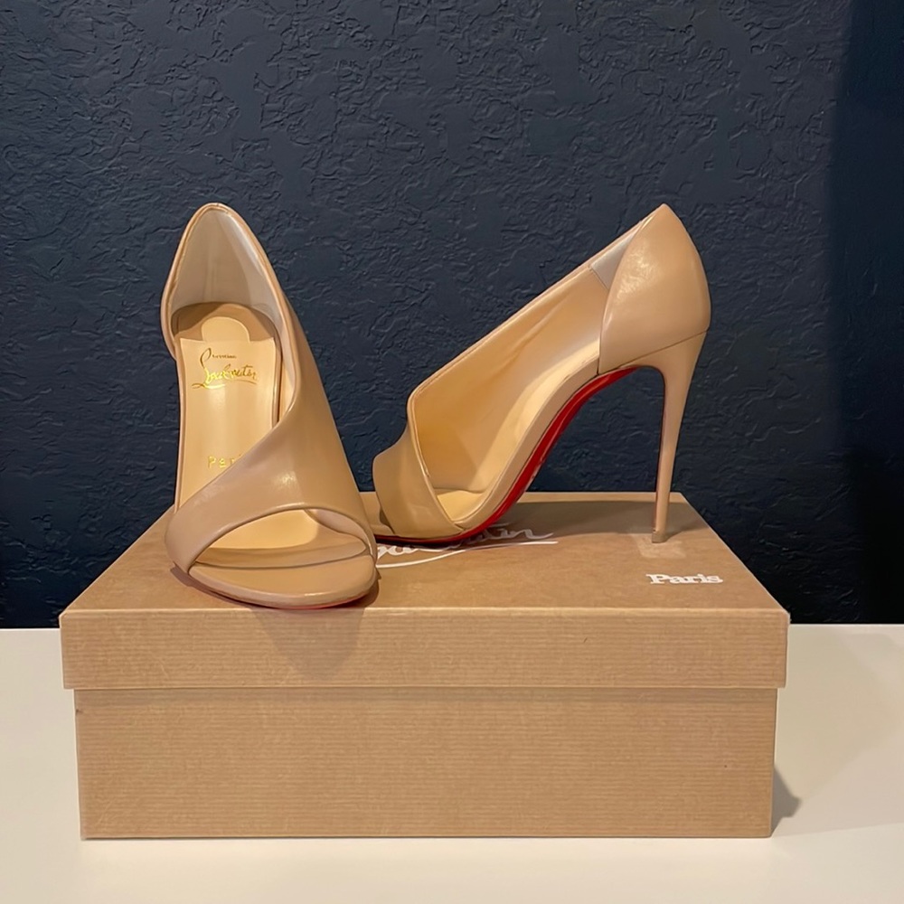 NIB Christian Louboutin Phoebe Nappa